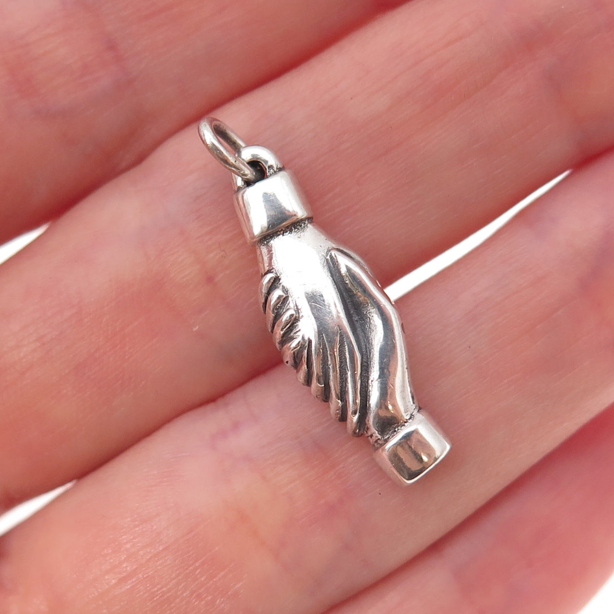 James Avery 925 Sterling Silver Vintage Friendship Handshake Charm Pendant