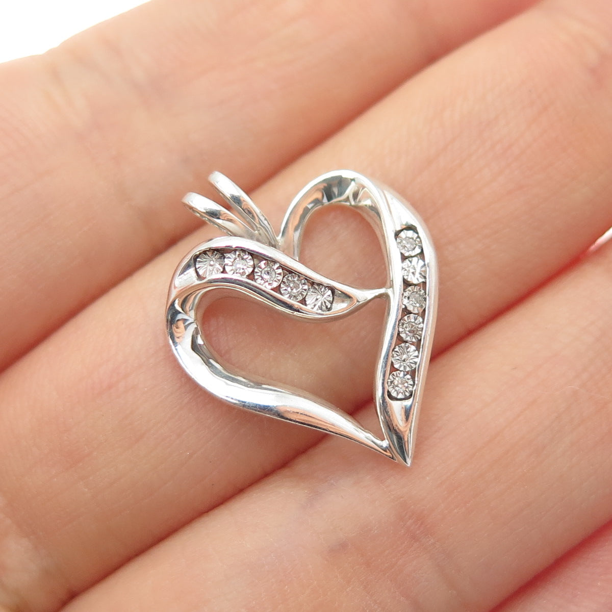 925 Sterling Silver Real Round-Cut Diamond Heart Charm Pendant