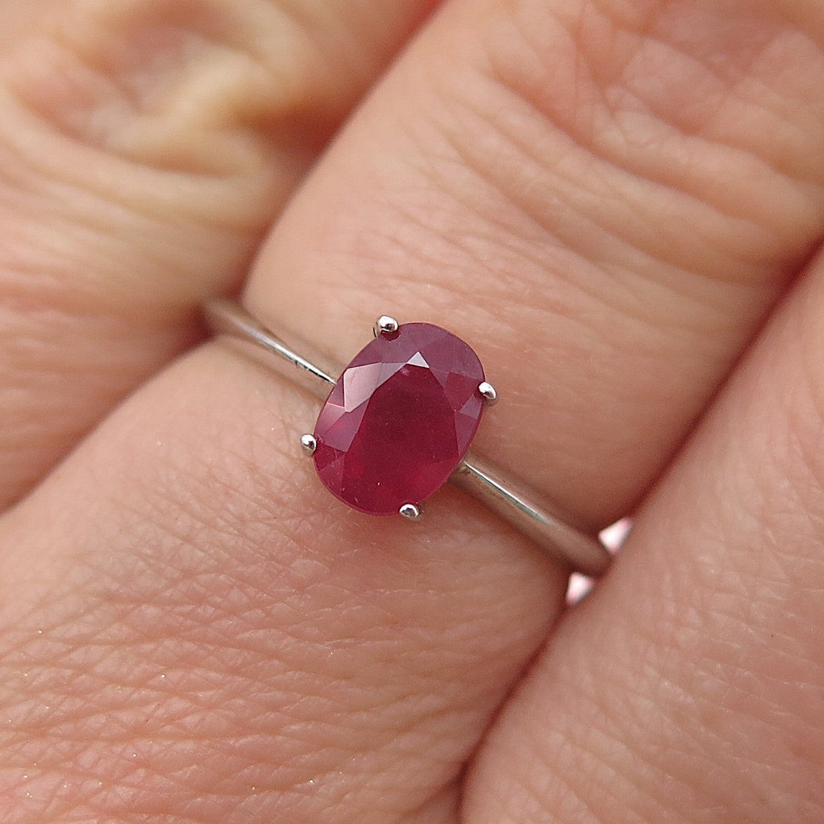925 Sterling Silver Real Oval-Cut Ruby Ring Size 7.25