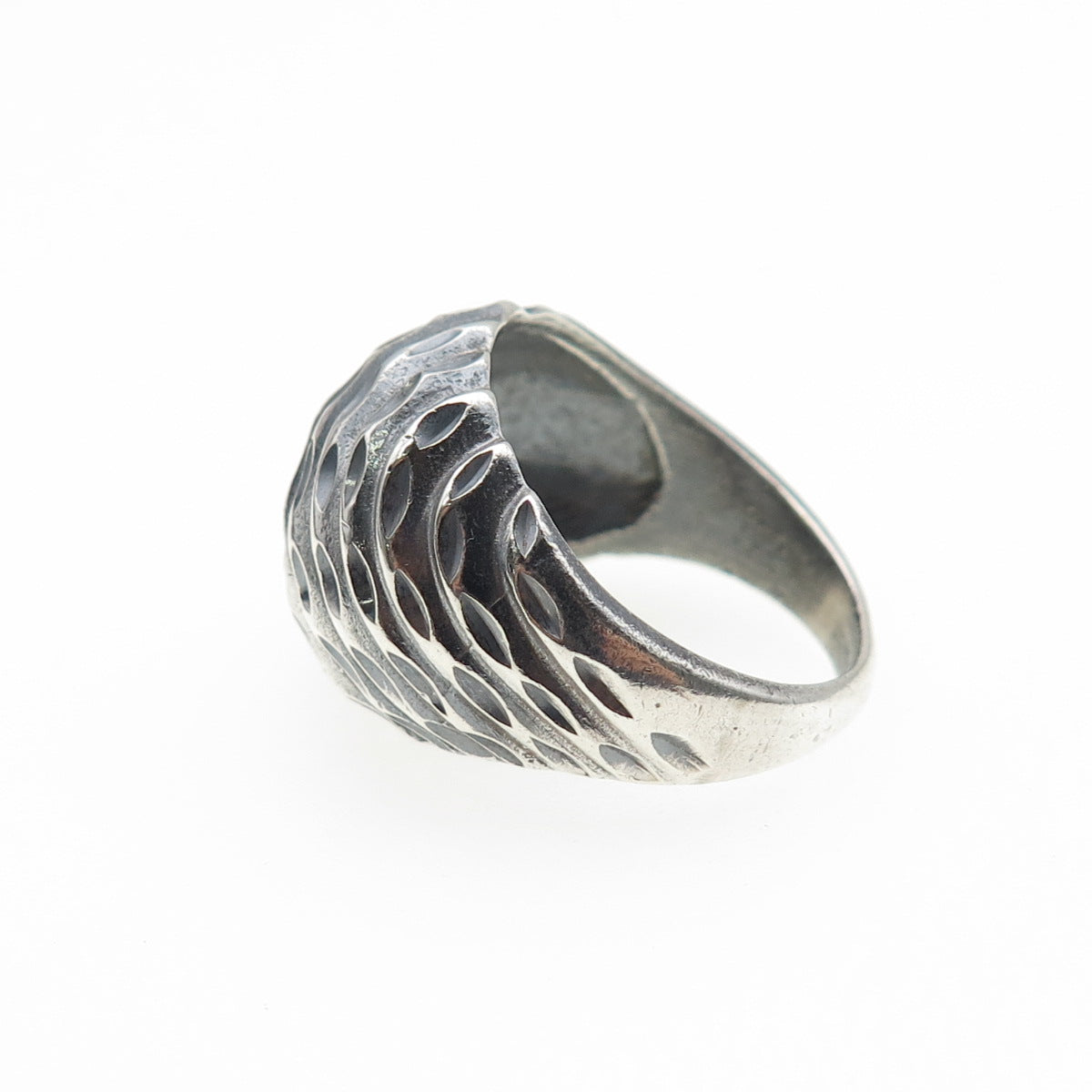 925 Sterling Silver Vintage Modernist Diamond-Cut Dome Oxidized Ring Size 7