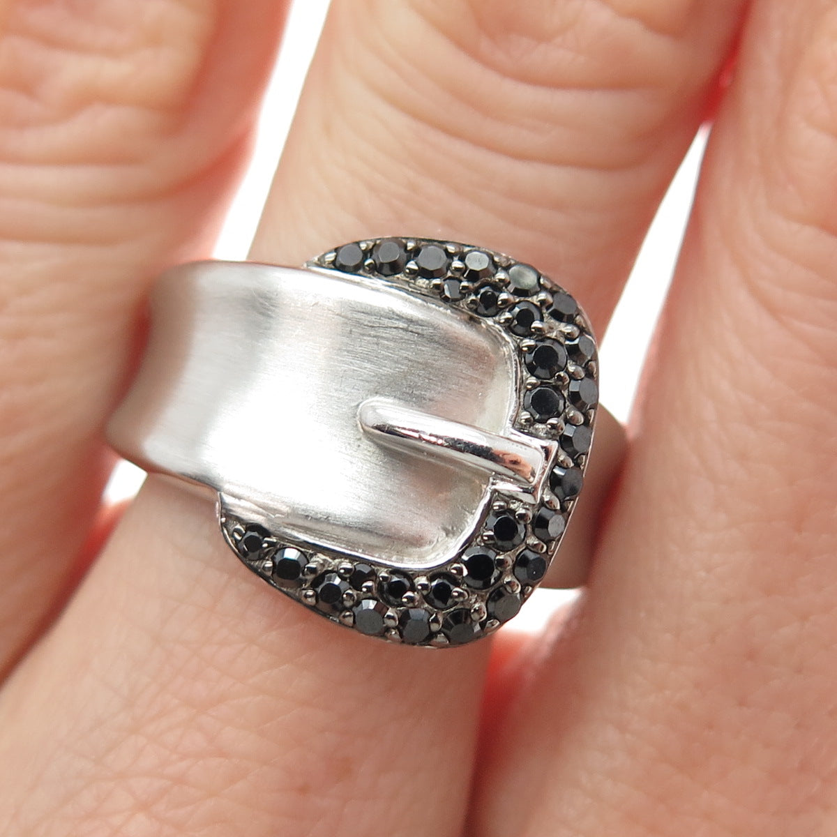 925 Sterling Silver Real Round-Cut Black Spinel Belt Buckle Ring Size 7.75