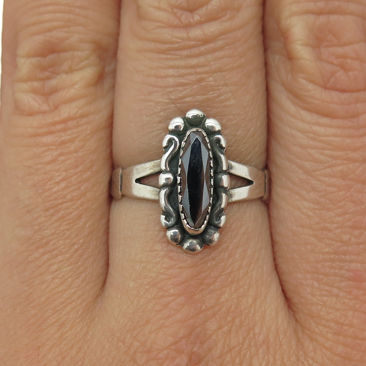 WHEELER MFG 925 Sterling Silver Vintage Southwestern Real Hematite Ring Size 8