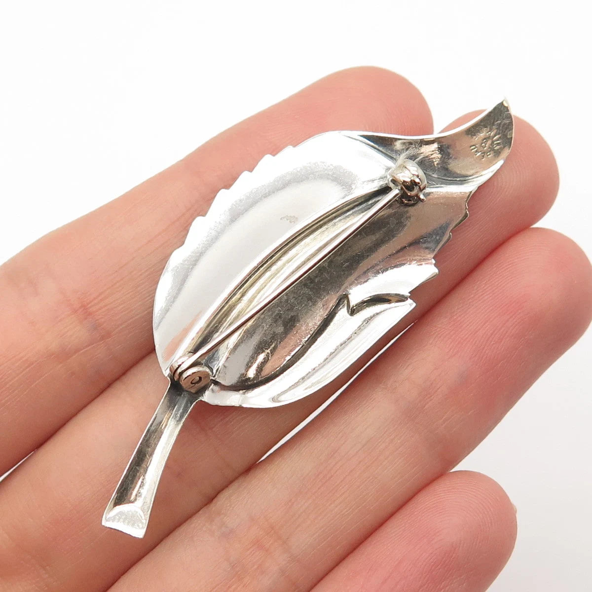 925 Sterling Silver Vintage BEAU Leaf Pin Brooch
