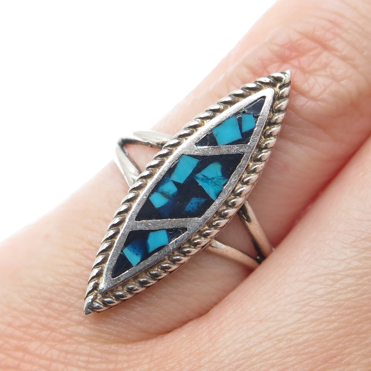 925 Sterling Silver Vintage Southwestern Turquoise Inlay Oxidized Ring Size 5.5
