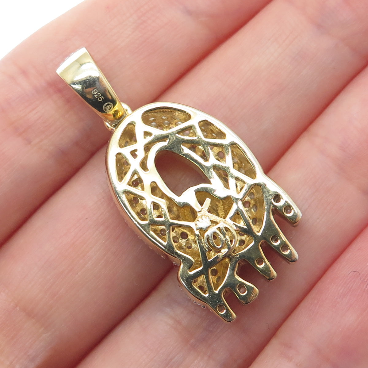 925 Sterling Silver Gold Plated Round-Cut Shaped C Z Letter Q Sparkle Pendant