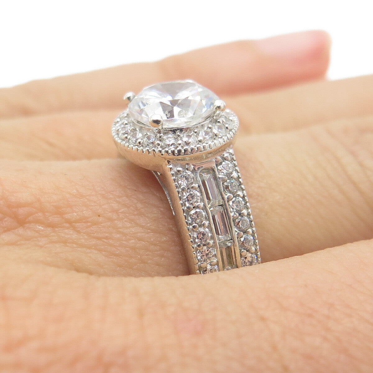 925 Sterling Silver Round & Baguette-Cut C Z Promise Ring Size 7