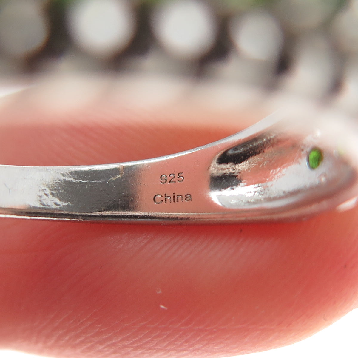 925 Sterling Silver Real Round-Cut Peridot Beaded Ring Size 7.5