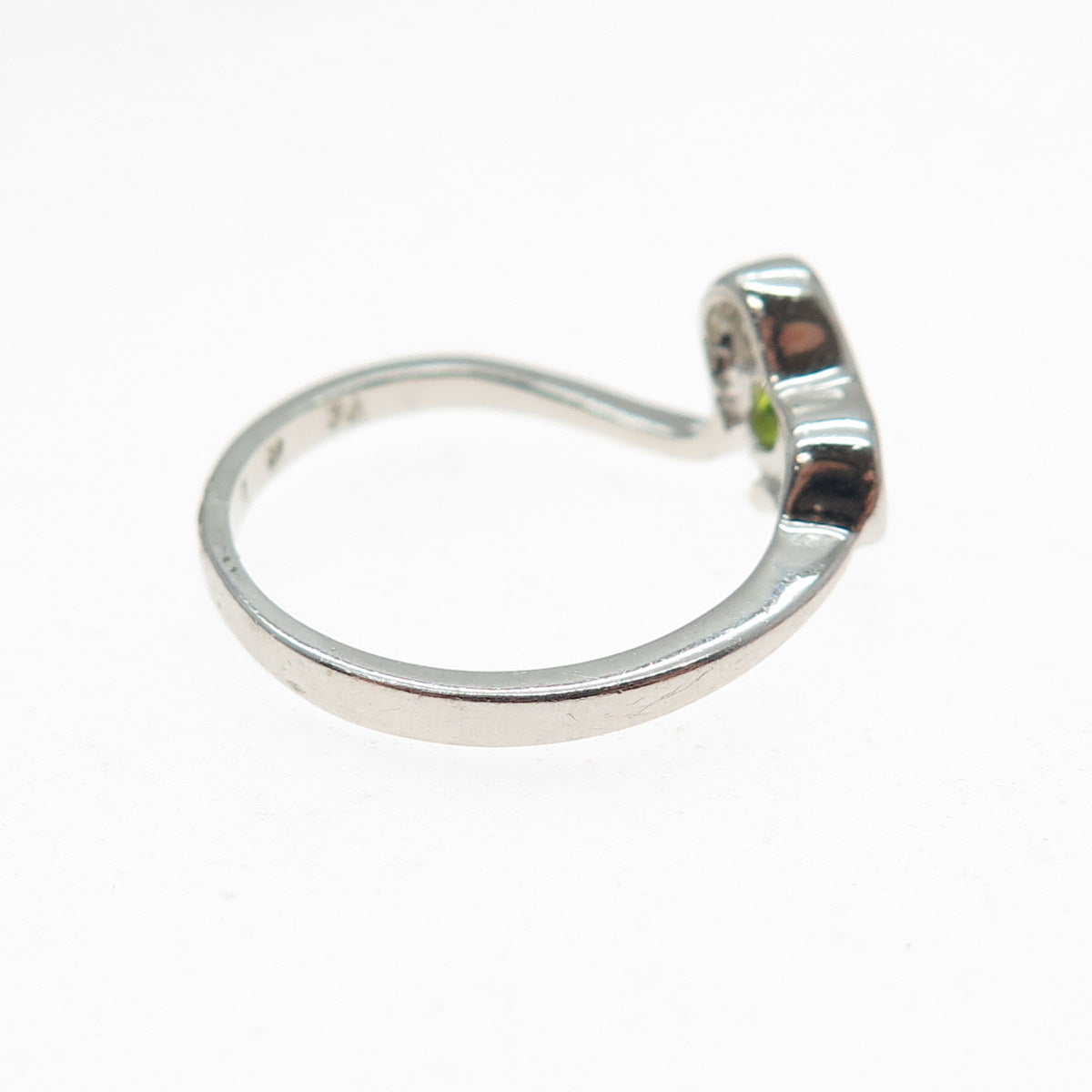 925 Sterling Silver Real Round-Cut Peridot Modernist Heart Ring Size 8
