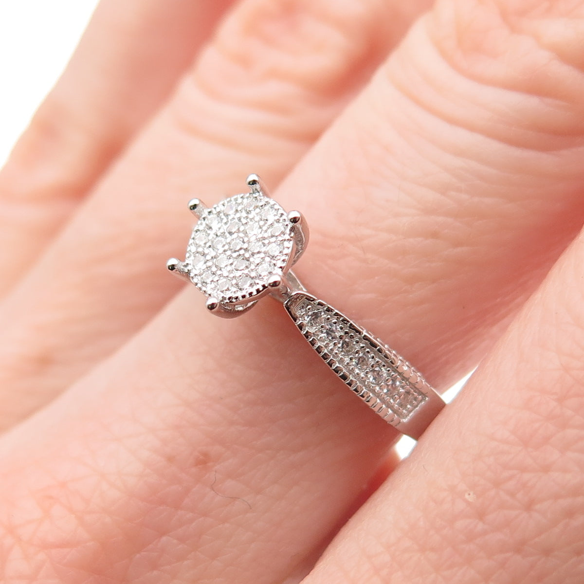 925 Sterling Silver Round-Cut C Z Engagement Ring Size 6.75