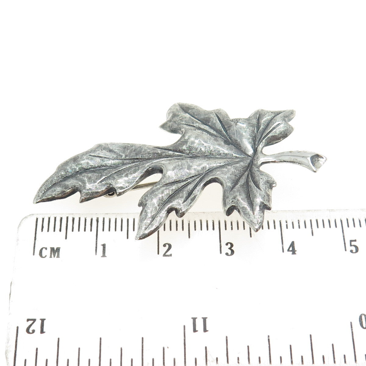 925 Sterling Silver Antique Art Deco Maple Leaf Textured Pin Brooch