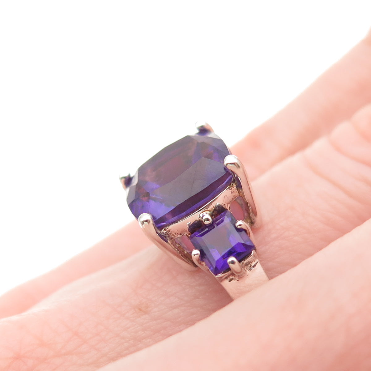 ROSS SIMONS 925 Sterling Silver Real Cushion & Princess-Cut Amethyst Ring Size 6