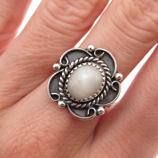Old Pawn 925 Sterling Silver Vintage Southwestern MOP Floral Ring Size 7.25