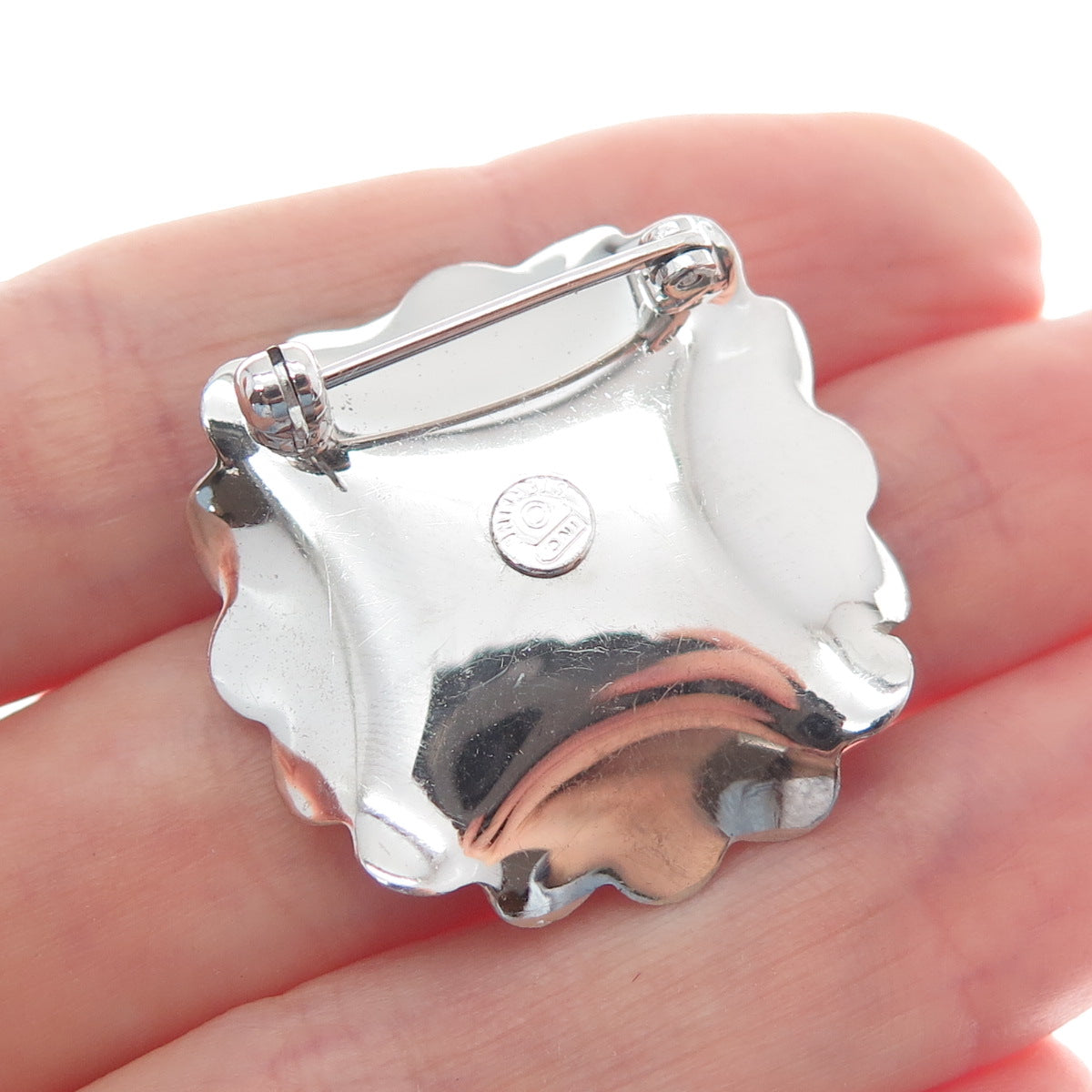 ROLYN 925 Sterling Silver Vintage Engraved Flower Pin Brooch