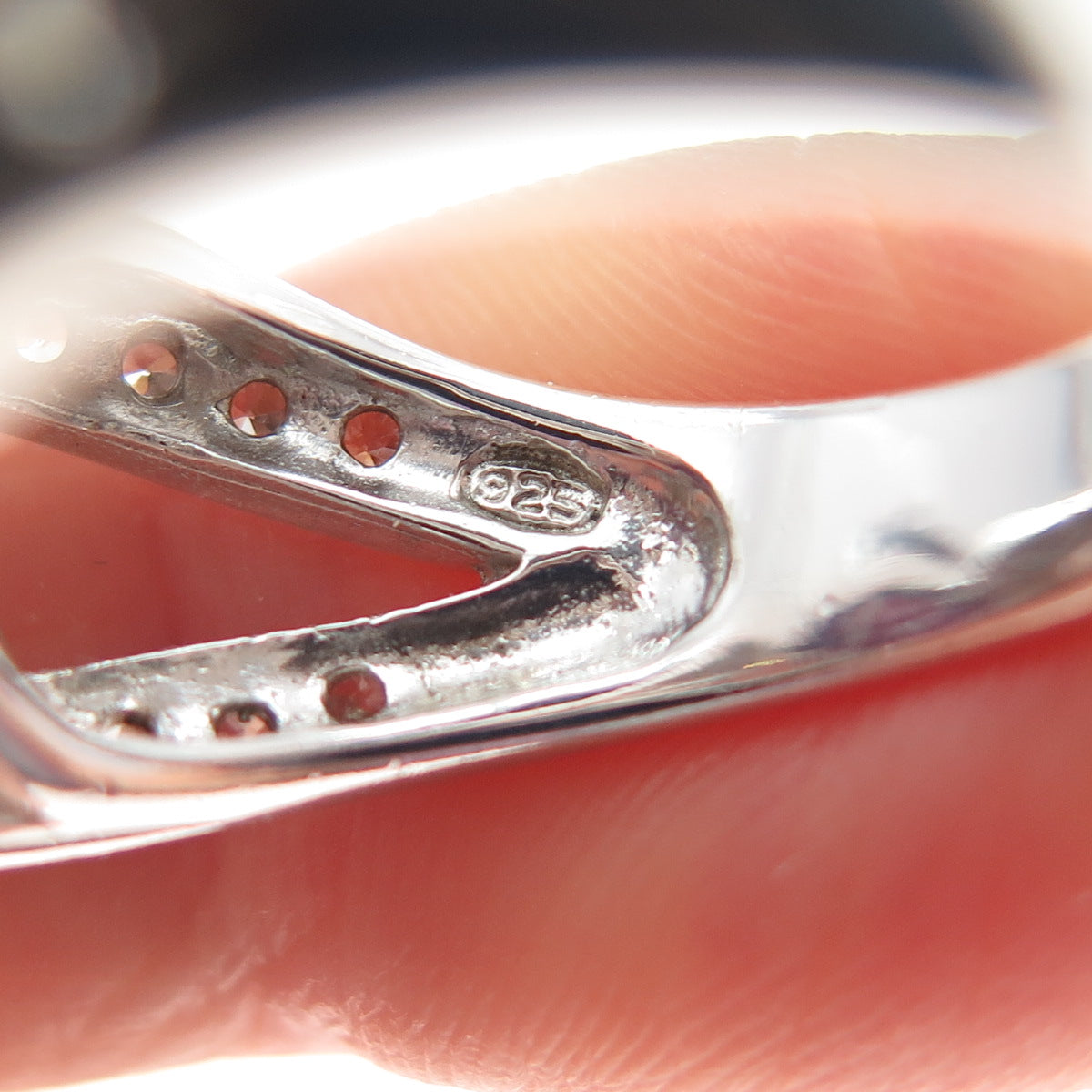 925 Sterling Silver Oval & Round-Cut Purple White C Z Overlap Ring Size 7.25