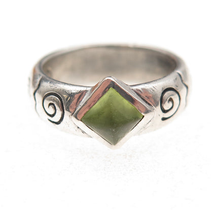 925 Sterling Silver Vintage MWD Real Peridot Spiral Oxidized Ring Size 6