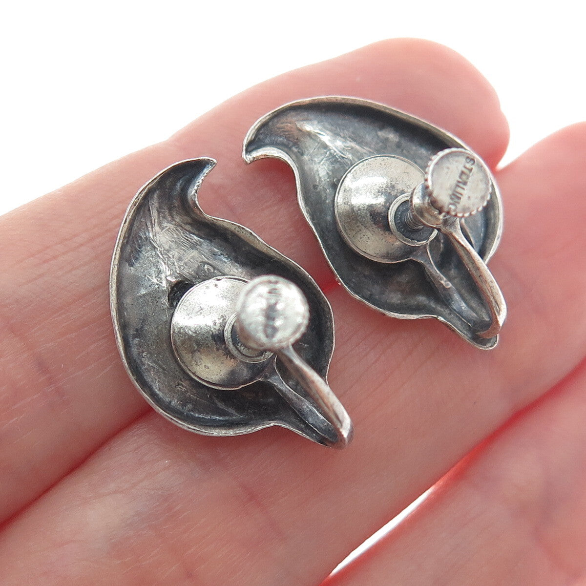 925 Sterling Silver Antique Calla Lily Flower Oxidized Screw Back Earrings