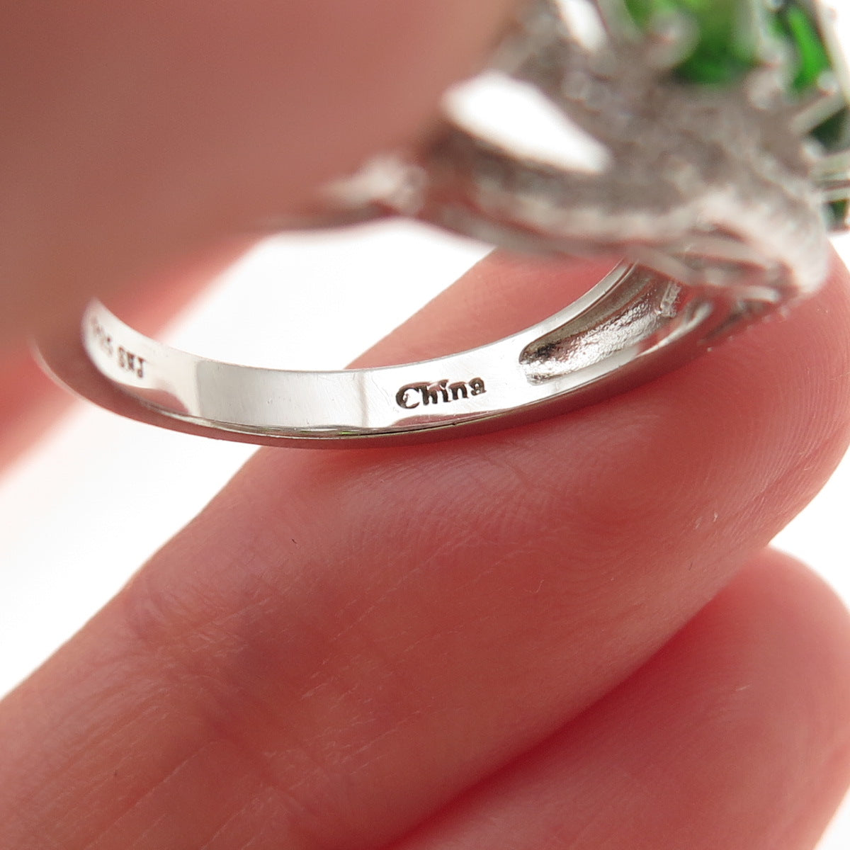 925 Sterling Silver Real Chrome Diopside & White Topaz Ring Size 7