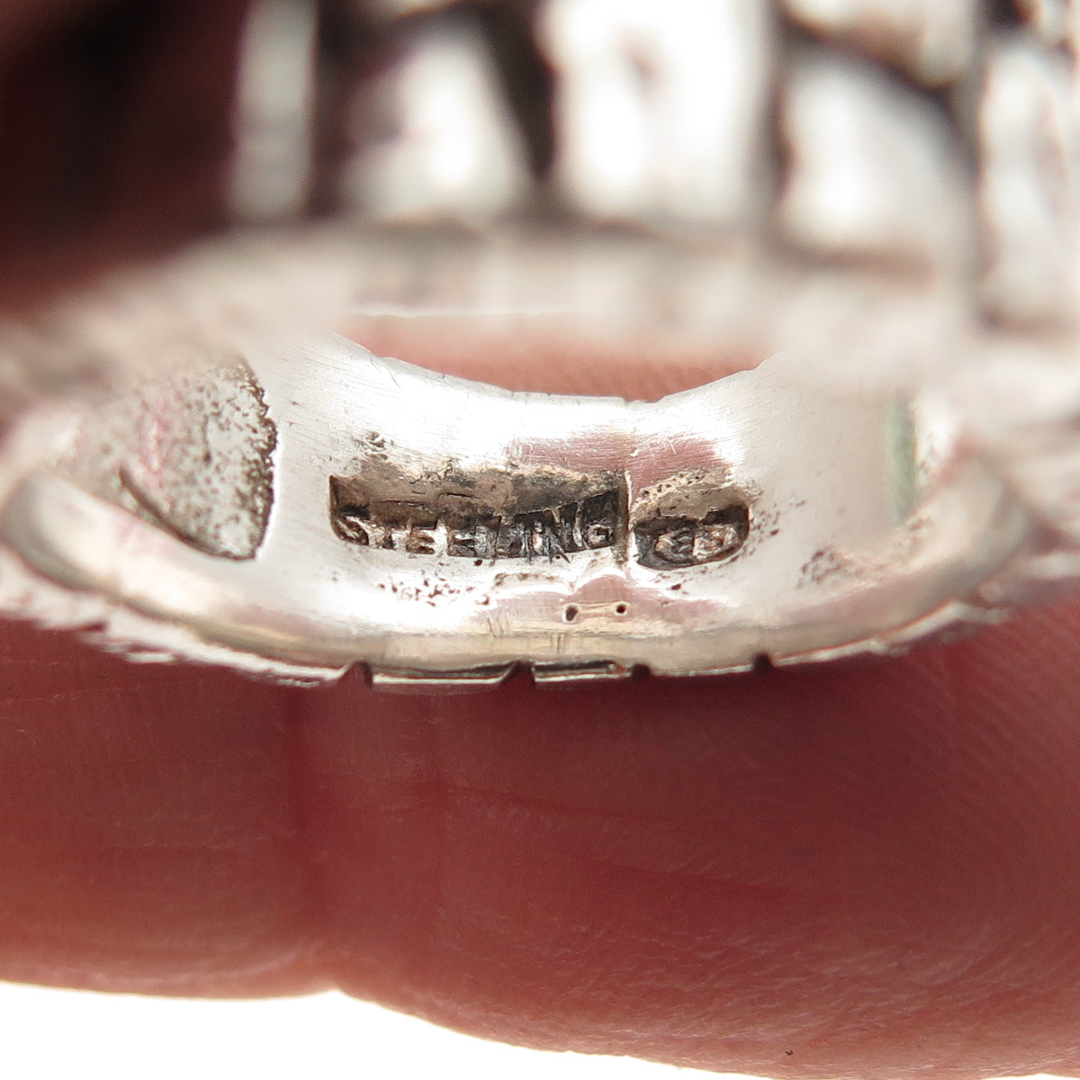 Sara Blaine 925 Sterling Silver Vintage Tree Bark Oxidized Ring Size 5.25