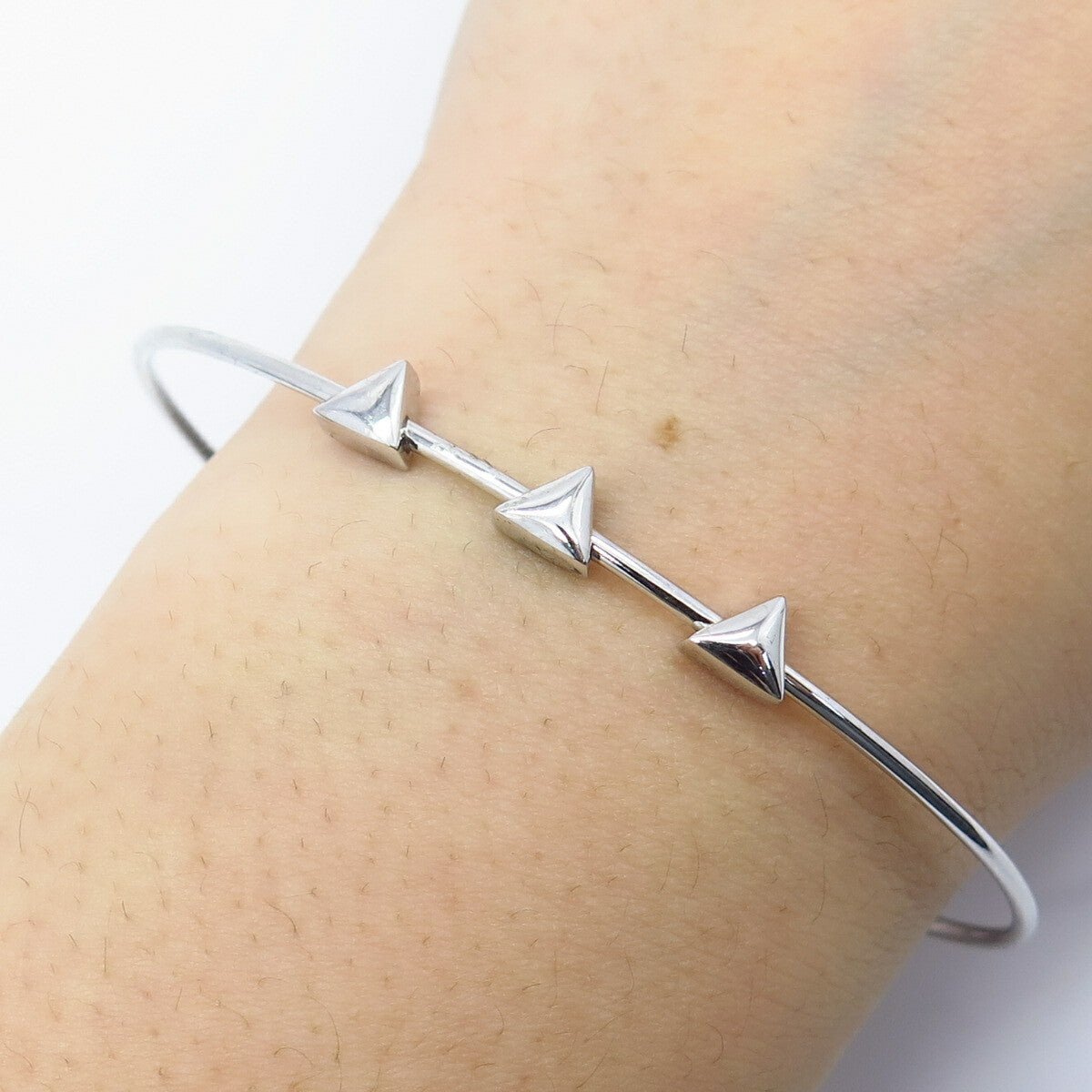 925 Sterling Silver SUN Triangle Accent Cuff Bracelet 7.5"
