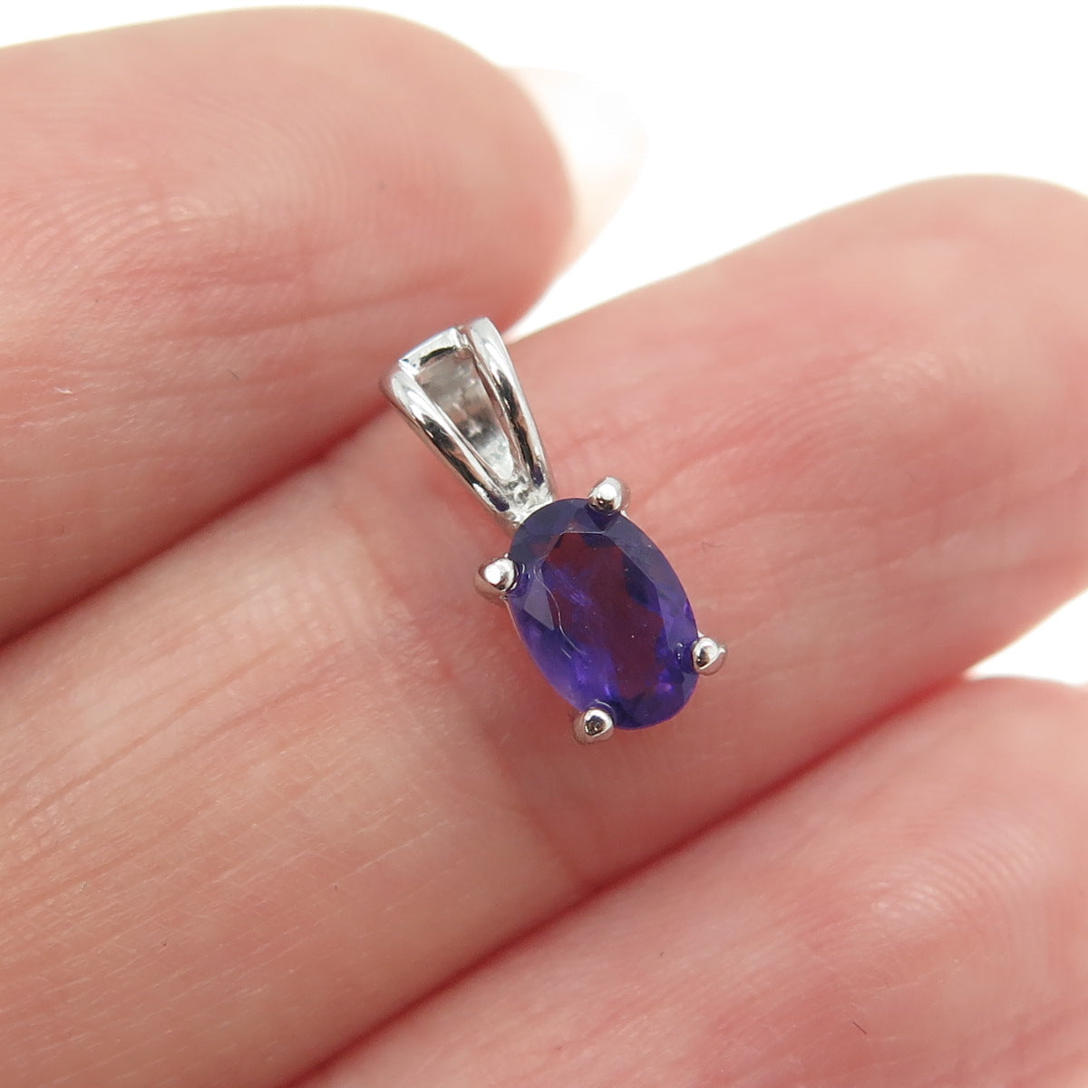 925 Sterling Silver Real Oval-Cut Amethyst Minimalist Pendant