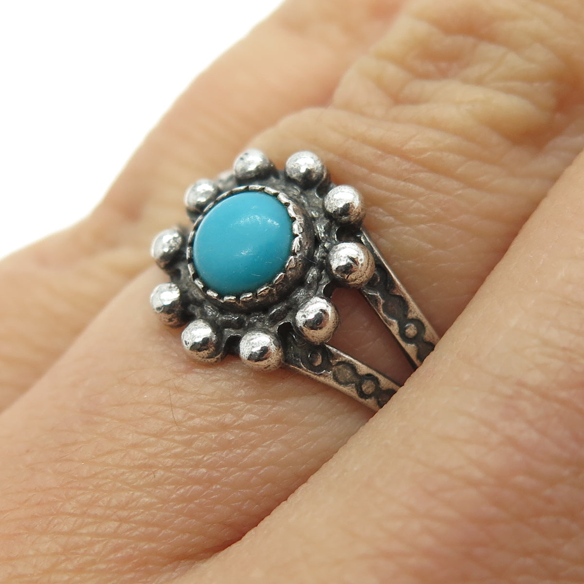 Old Pawn 925 Sterling Silver Vintage Southwestern Turquoise Tribal Ring Size 5.5