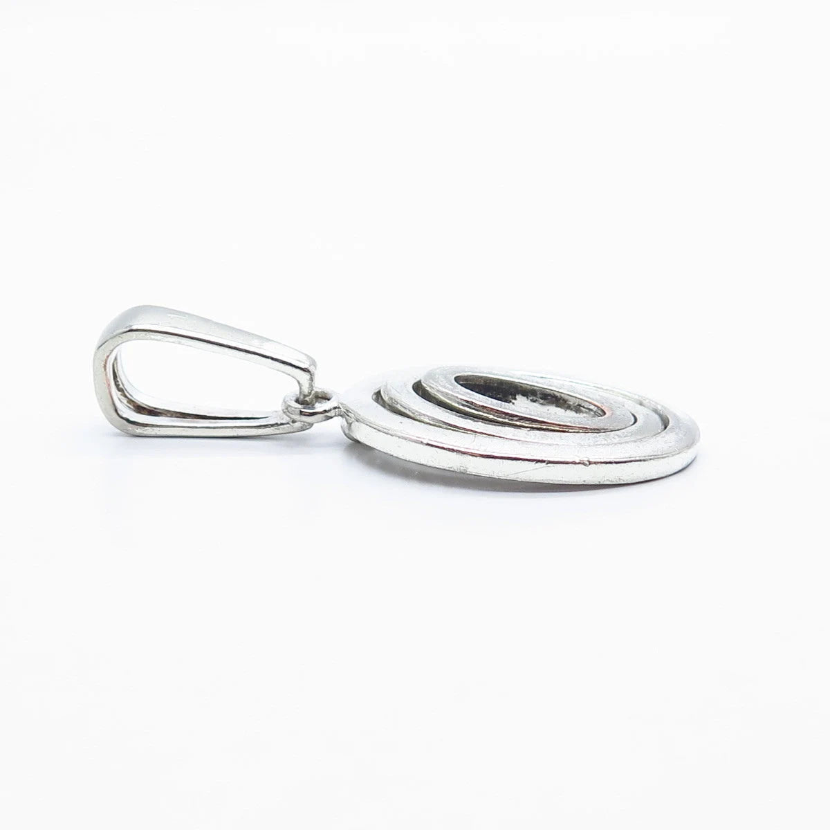 925 Sterling Silver Vintage Triple Oval Pendant