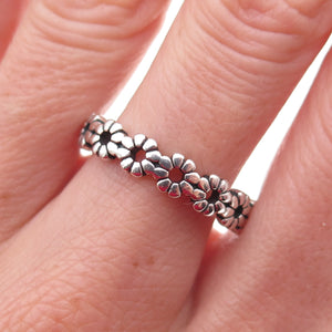 925 Sterling Silver Vintage Daisy Flower Oxidized Ring Size 9.75