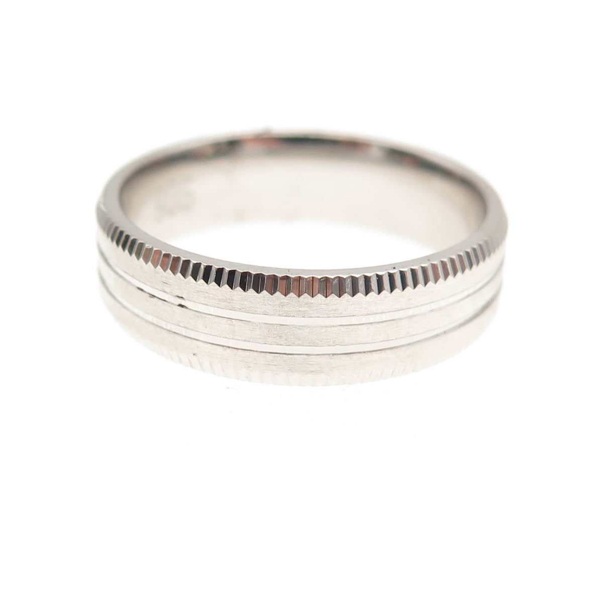 925 Sterling Silver Ribbed Band Ring Size 9.25