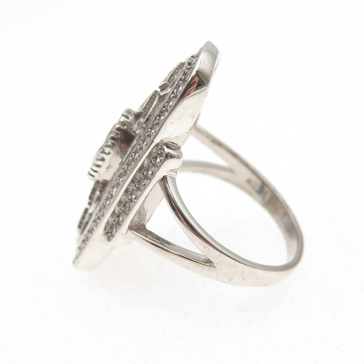 925 Sterling Silver Oval & Round-Cut C Z Sparkle Ring Size 8.25