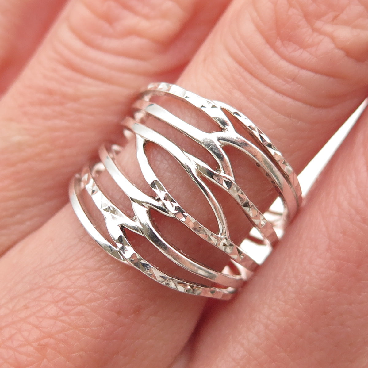 925 Sterling Silver Vintage Diamond-Cut Multi-Row Ring Size 8