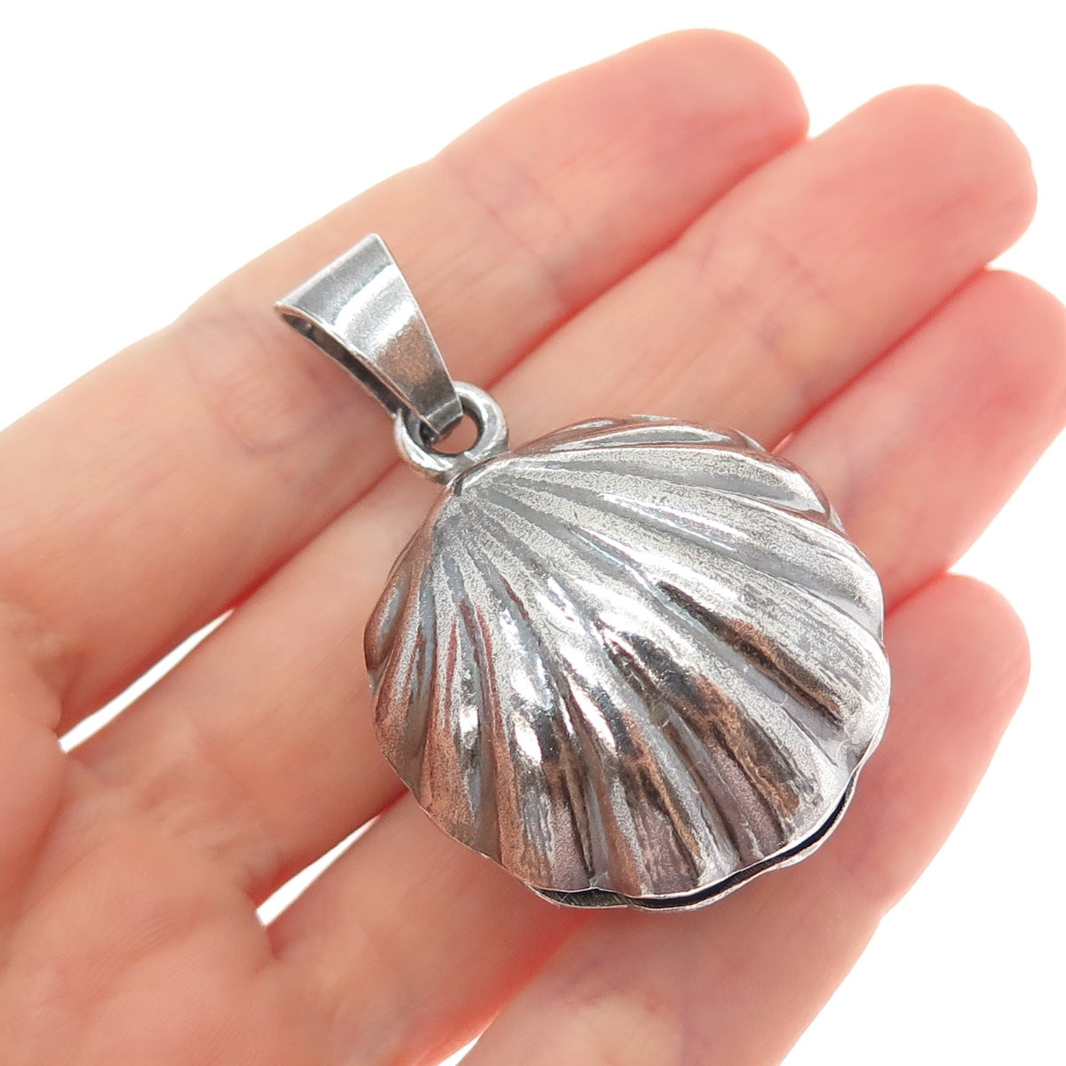 925 Sterling Silver Vintage Mexico Seashell Oxidized 3D Charm Pendant