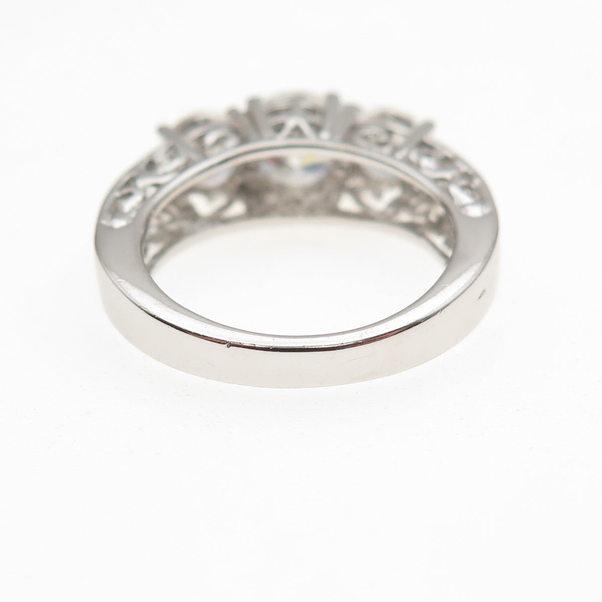 925 Sterling Silver Round-Cut C Z Floral Engagement Ring Size 6
