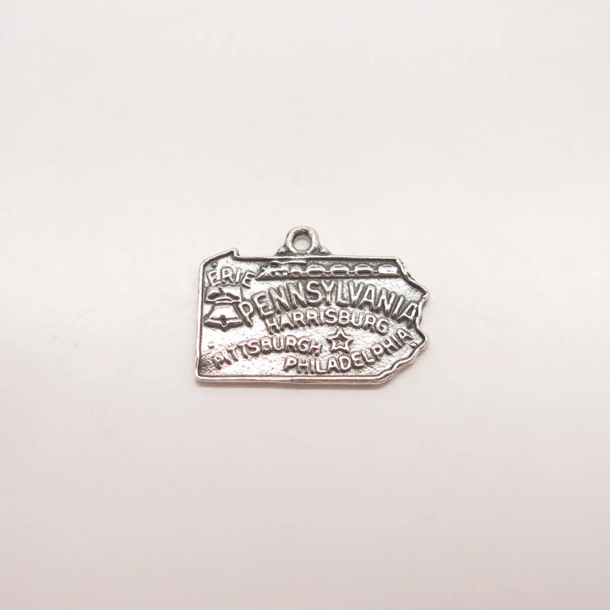 925 Sterling Silver Vintage Bell Trading "Pennsylvania" State Map Charm Pendant
