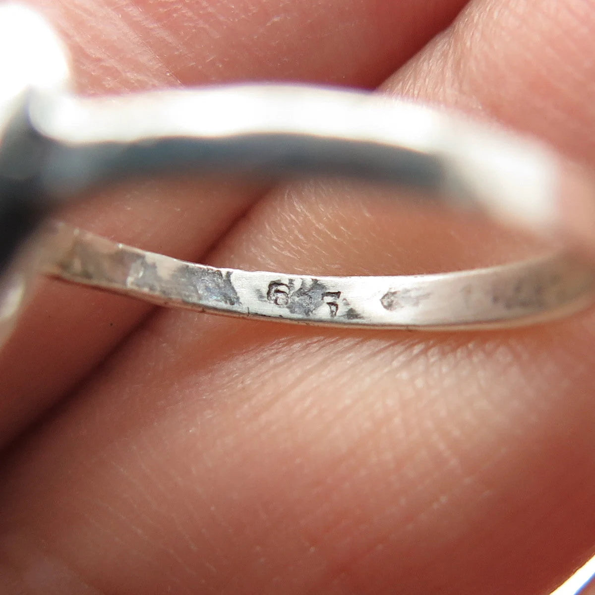 925 Sterling Silver Vintage Real Black Onyx Gem Couple of Dolphins Ring Size 4