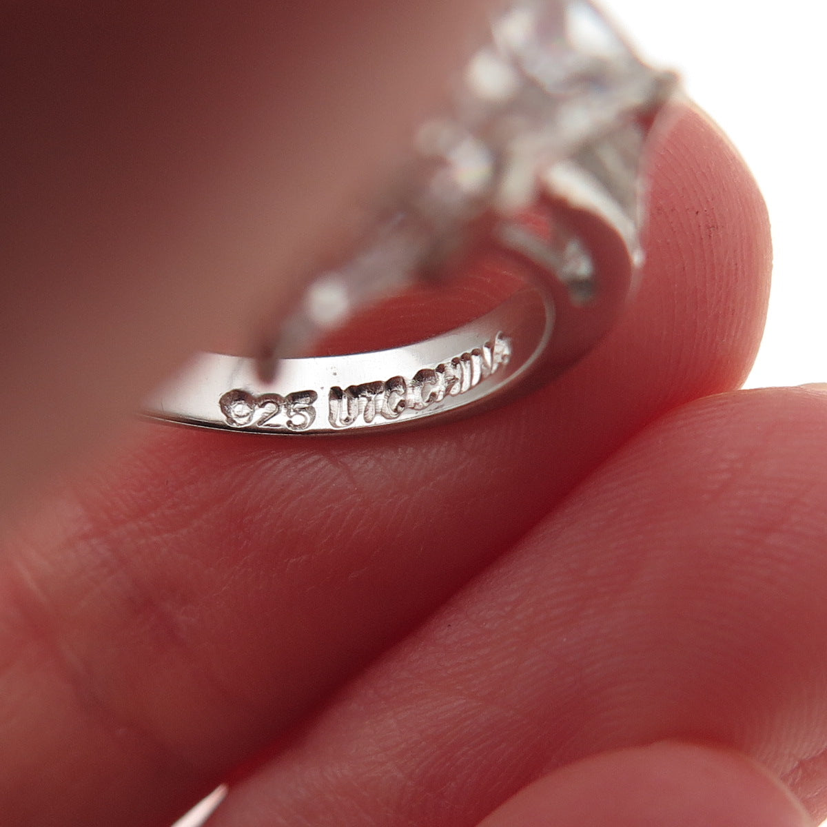 925 Sterling Silver Princess-Cut Sparkle Ring Size 5.25