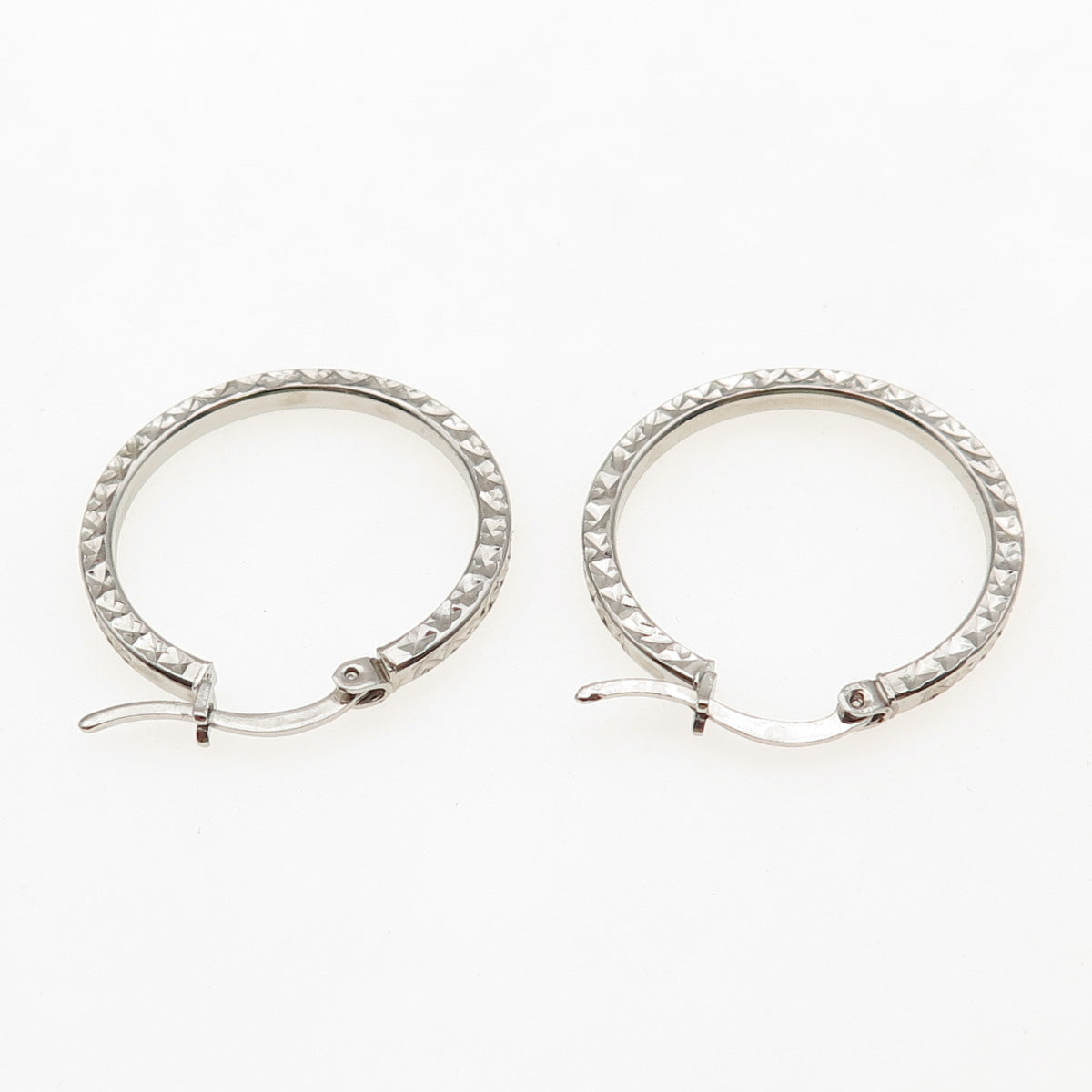 925 Sterling Silver Diamond-Cut Hoop Earrings