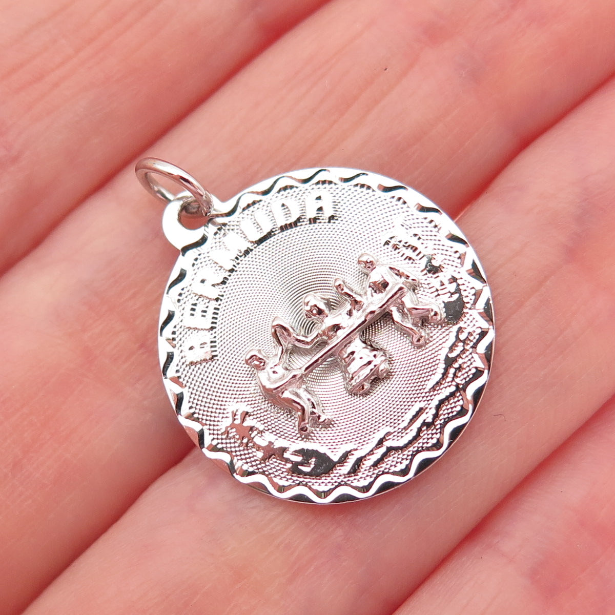 CREA 925 Sterling Silver Vintage Bermuda Dancers Mini Charm Pendant