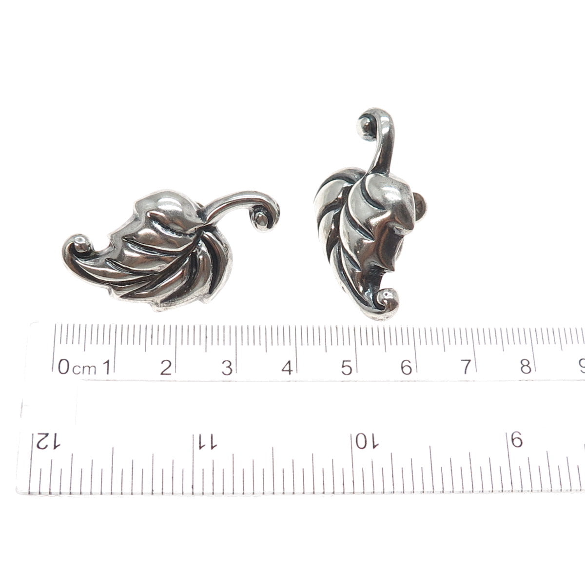 925 Sterling Silver Vintage Mexico Floral Leaf Oxidized Screw Back Earrings