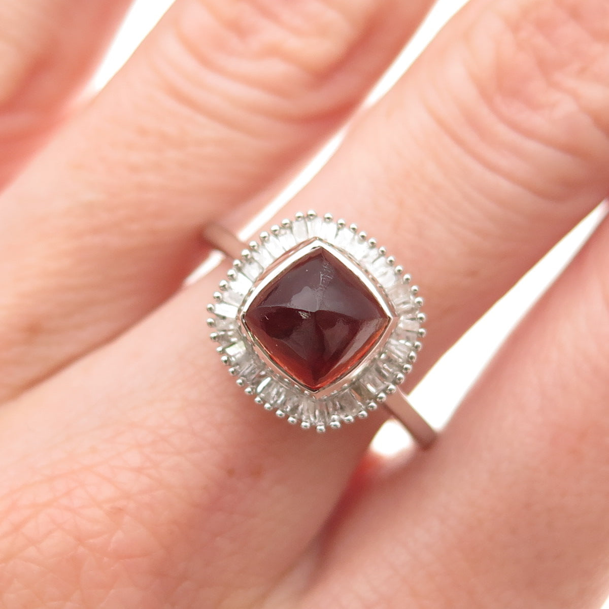 D'Joy 925 Sterling Silver Real Diamond & Red Garnet Ring Size 8
