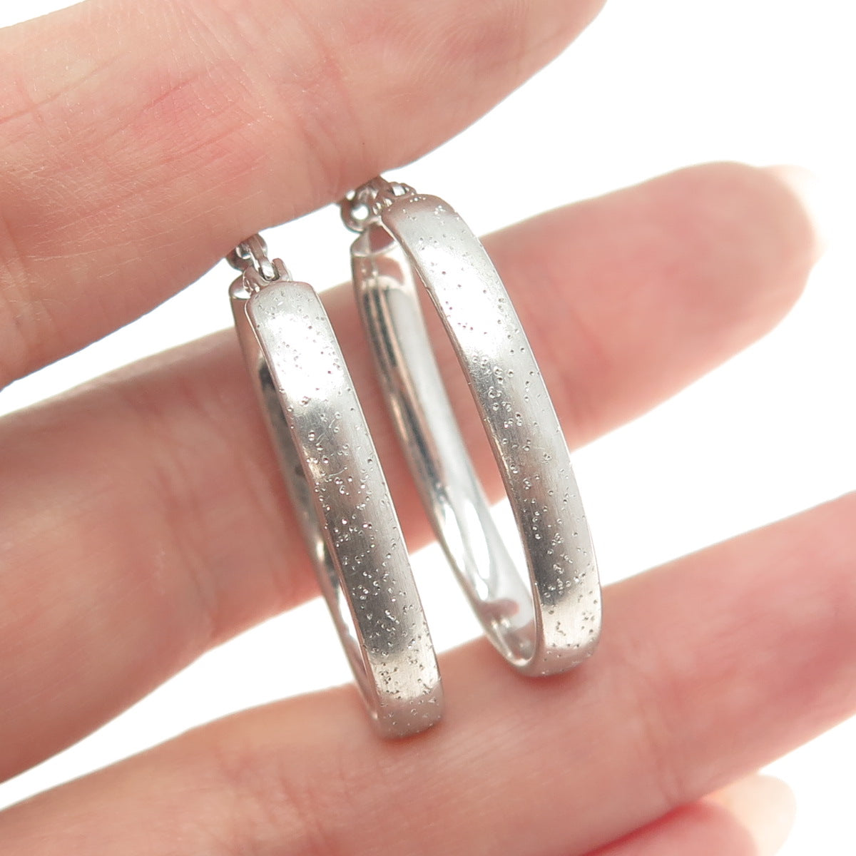 925 Sterling Silver Hinged Oval Hoop Earrings