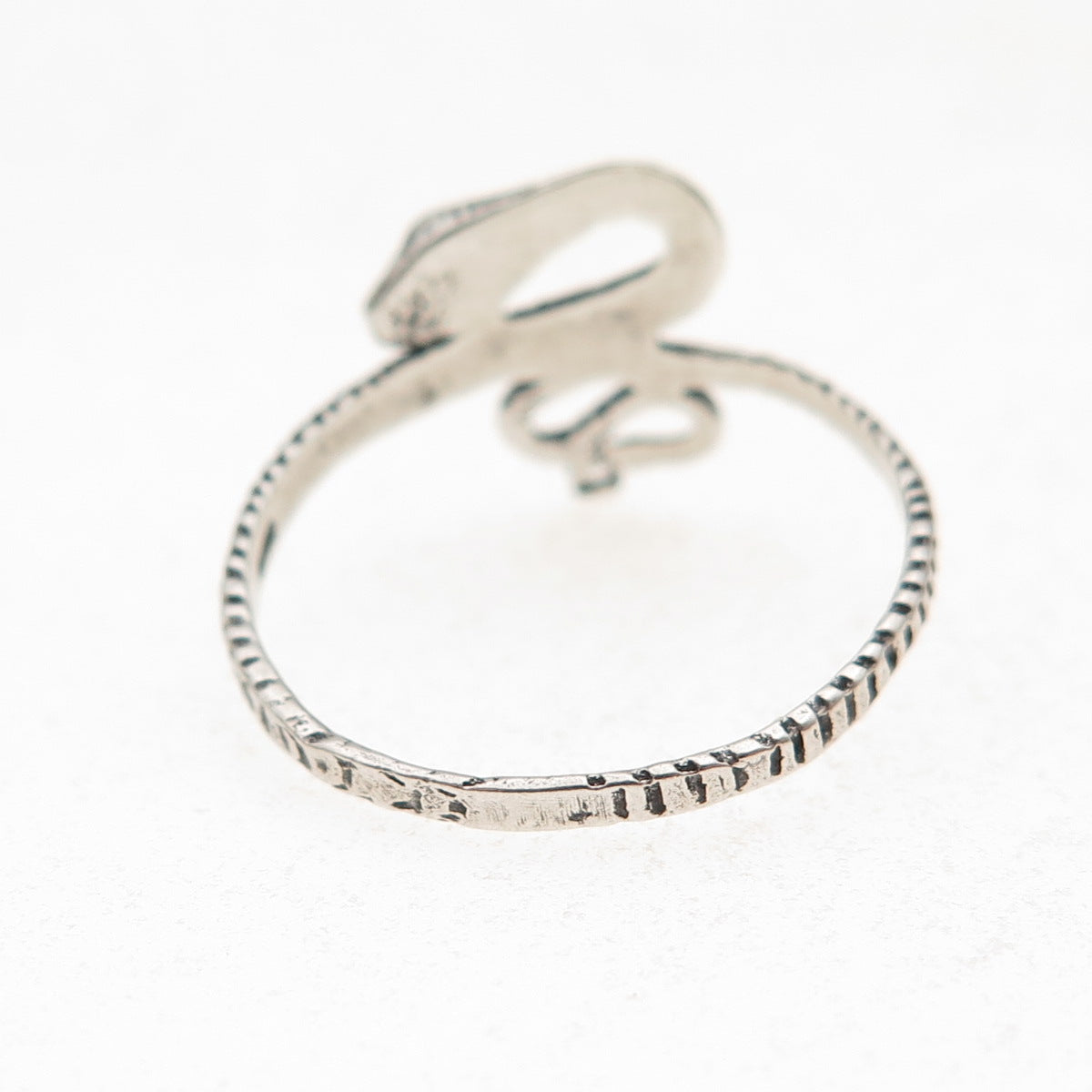 925 Sterling Silver Vintage Snake Oxidized Ring Size 8