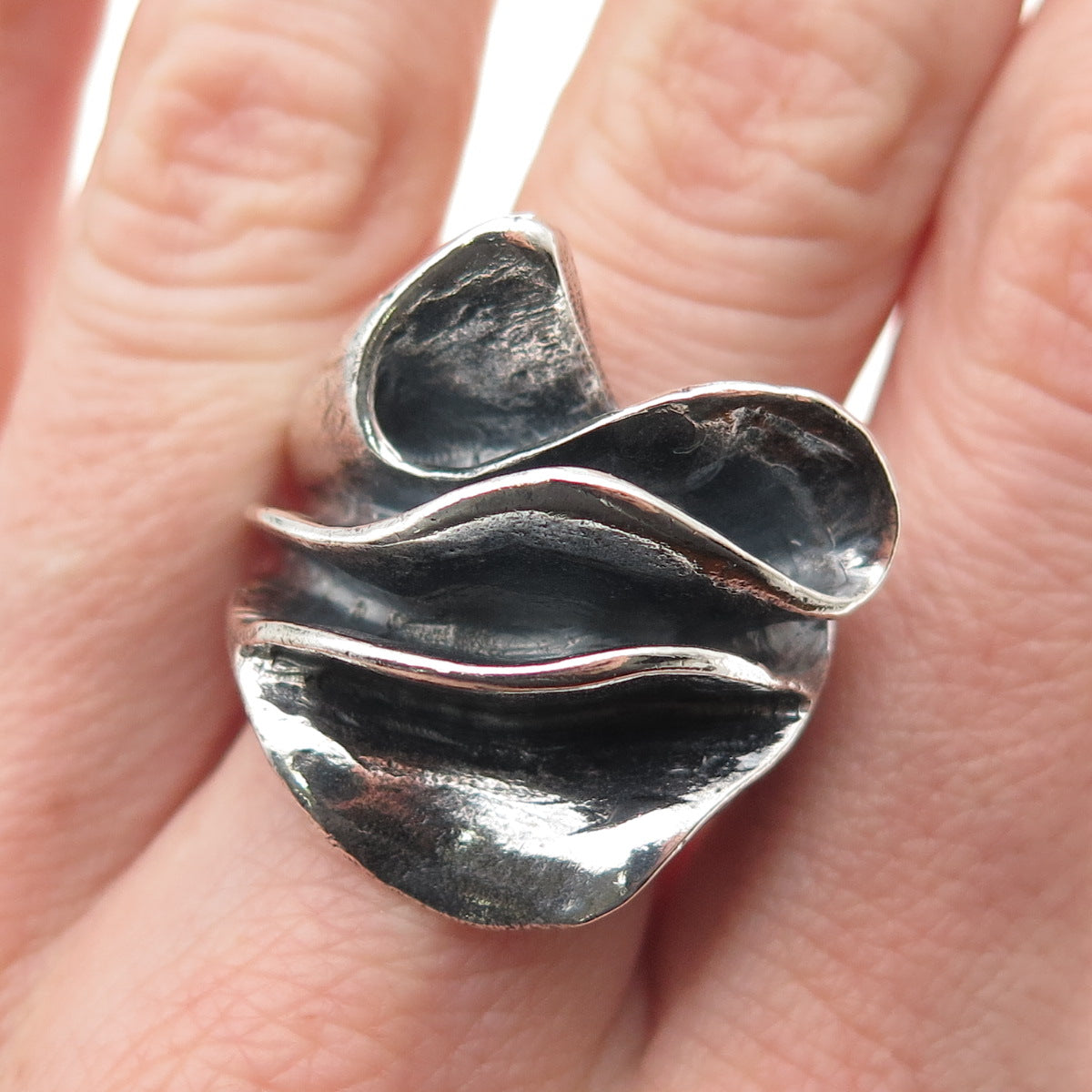 925 Sterling Silver Vintage Modernist Oxidized Statement Ring Size 7