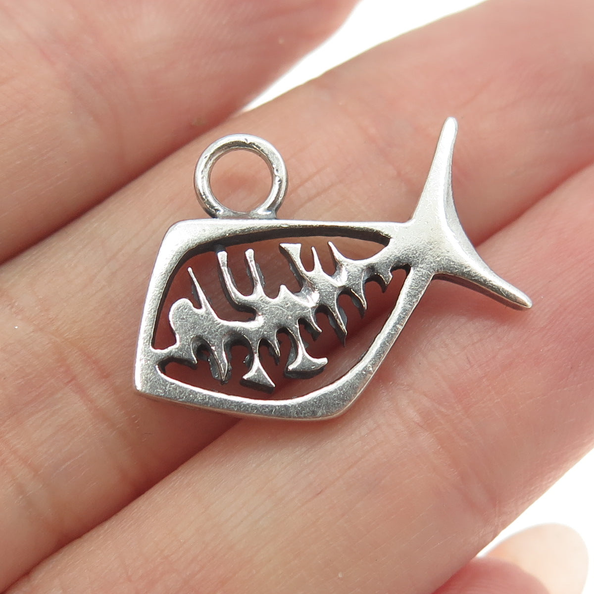 925 Sterling Silver Vintage Fish Bones Minimalist Charm Pendant