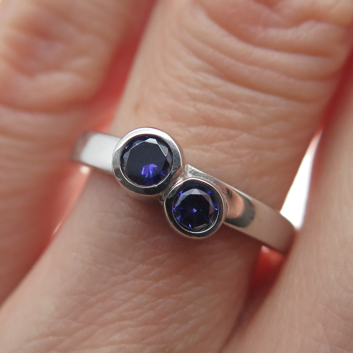 925 Sterling Silver Round-Cut Purple C Z Ring Size 5