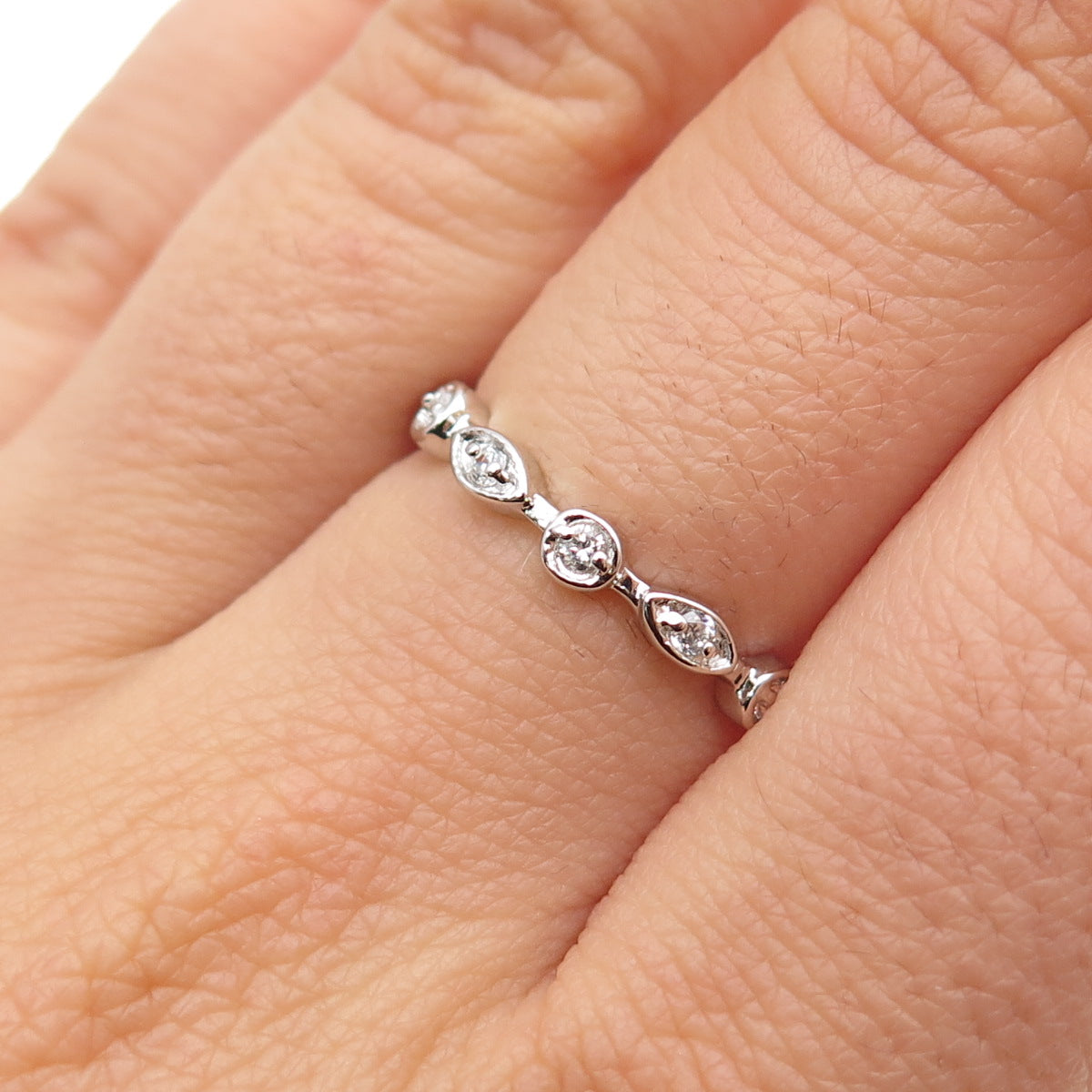 925 Sterling Silver Round-Cut C Z Eternity Stackable Band Ring Size 6.25