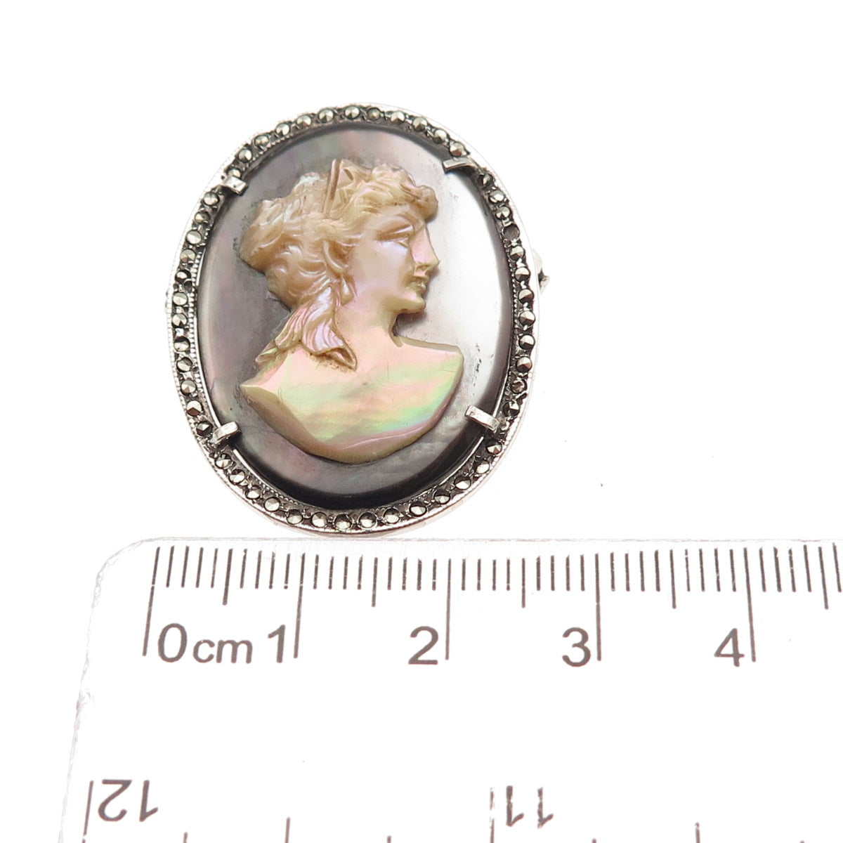 900 Silver Antique Real MOP & Marcasite Lady Cameo Pin Pendant (missing 1 stone)