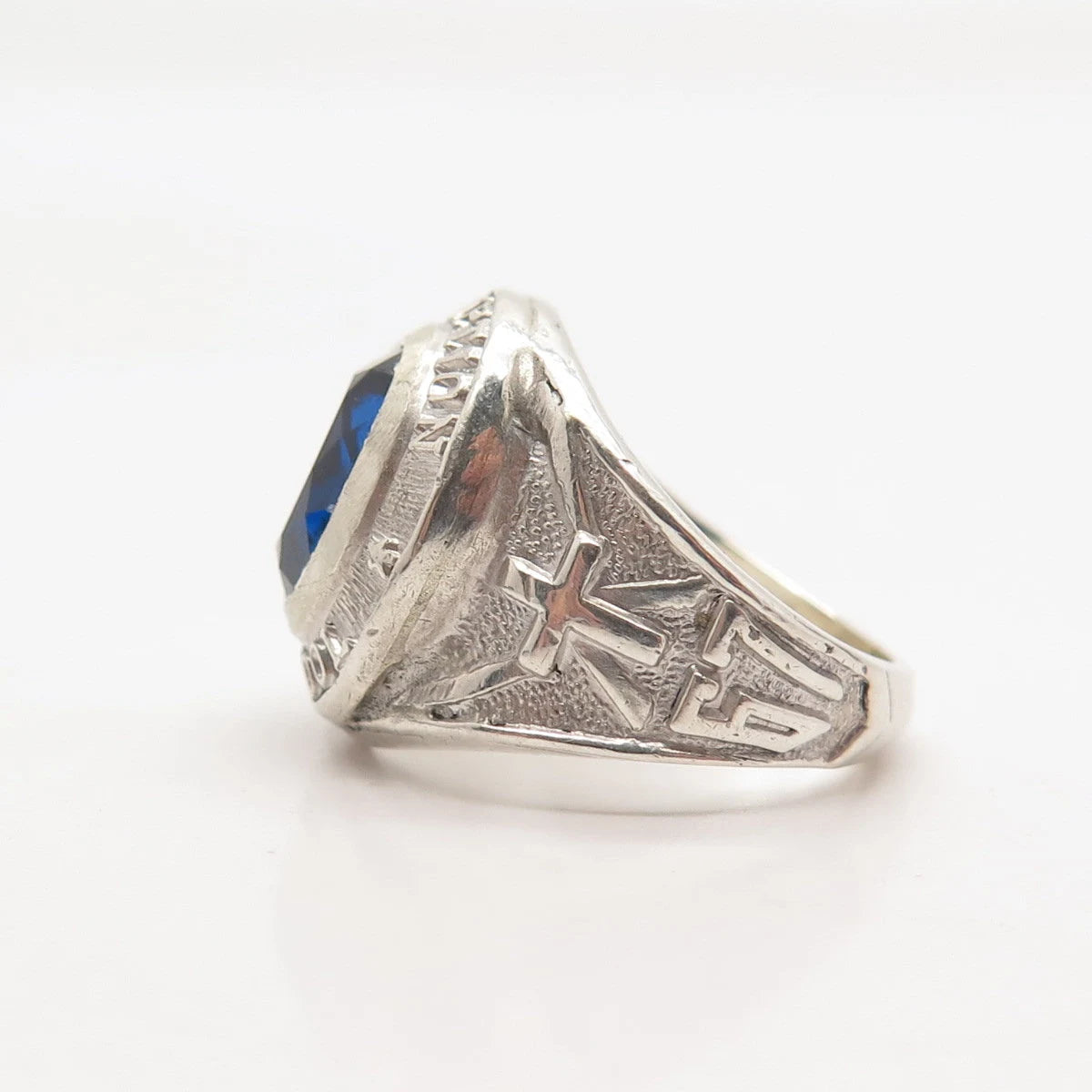 925 Sterling Silver Vintage Blue Glass "1967 Assumption" School Ring Size 5.5
