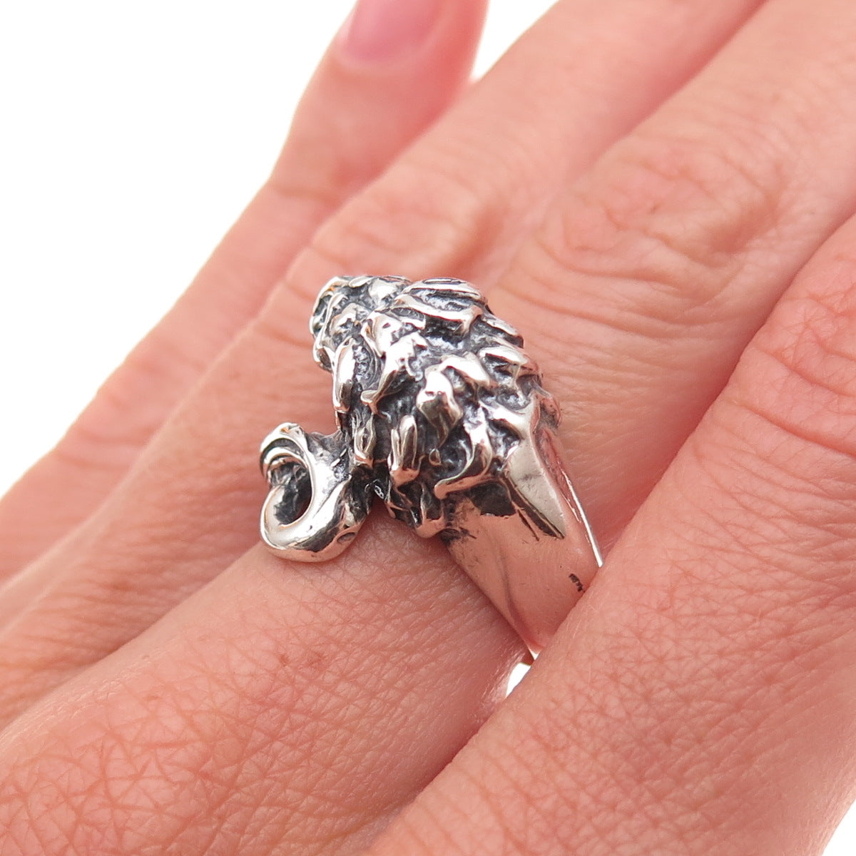 925 Sterling Silver Vintage Lion Oxidized Ring Size 6.5