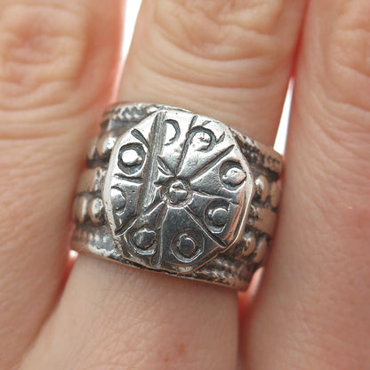 925 Sterling Silver Antique Wheel of Fortune Symbol Oxidized Ring Size 6.5
