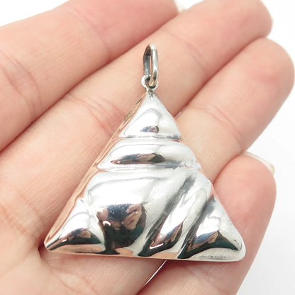 925 Sterling Silver Vintage Ribbed Triangle Pendant